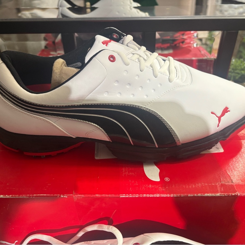 NEW Puma AMP Sport Shoes (White/Black/Red) sz 11